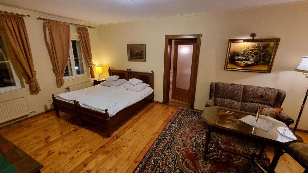 Villa Kliche Przerzeczyn-Zdroj エクステリア 写真