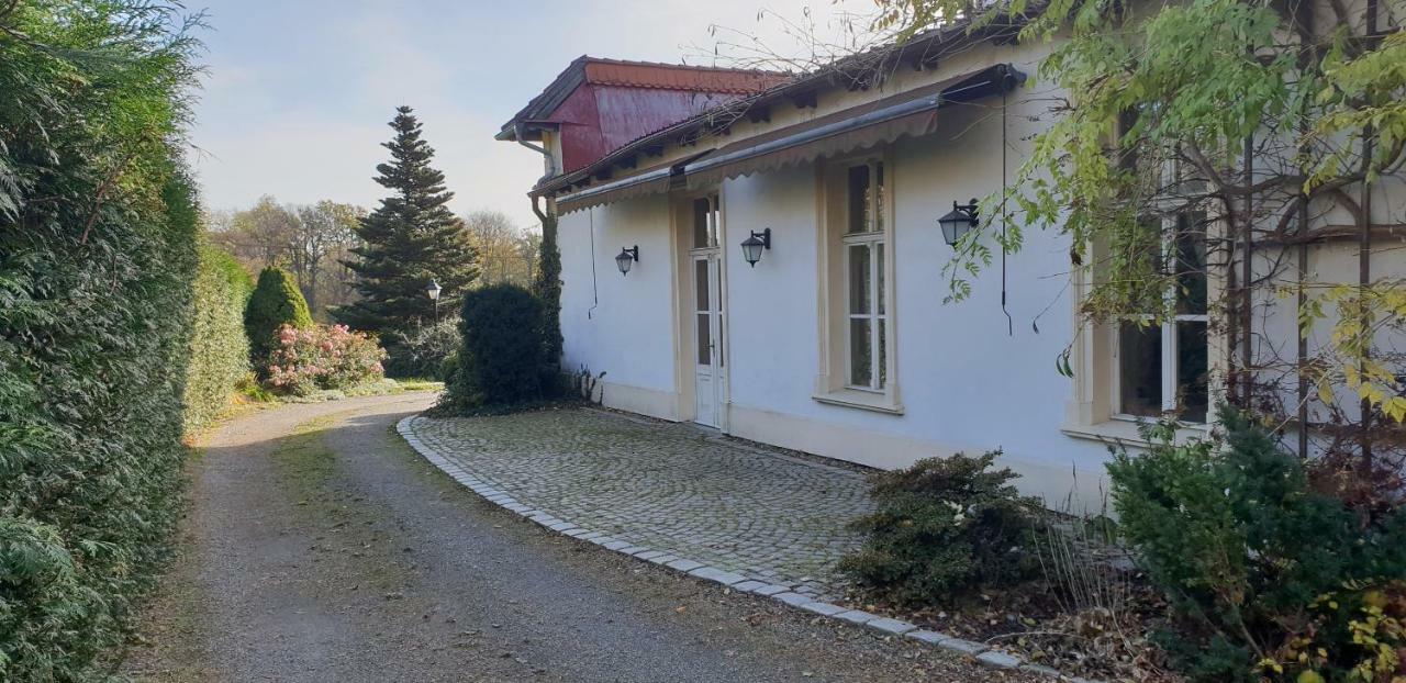 Villa Kliche Przerzeczyn-Zdroj エクステリア 写真