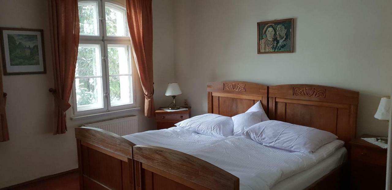 Villa Kliche Przerzeczyn-Zdroj エクステリア 写真