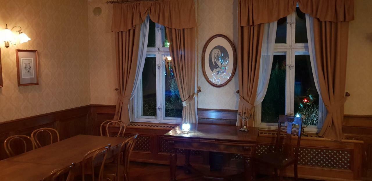 Villa Kliche Przerzeczyn-Zdroj エクステリア 写真